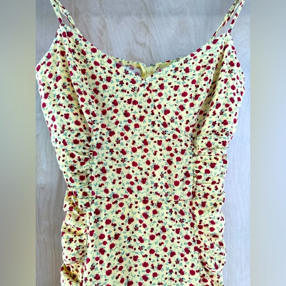 Row A Floral Yellow Dress with Ruching: Eligible 3/$25 - Picture 12 of 14
